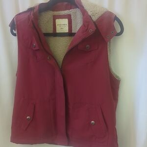 Sonoma Women's Petite Lined Hooded Burgundy Rust Vest Medium